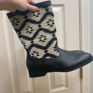 Black and Cream Patterned Women's Boots